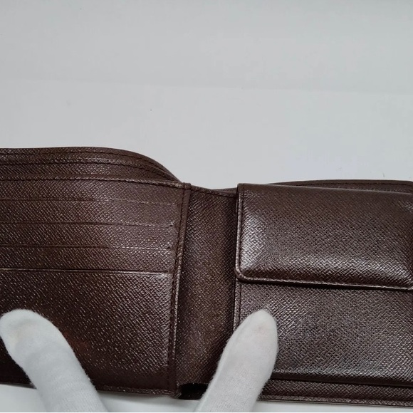 Louis Vuitton Portefeuille Marco Damier Unisex Wallet - Picture 6 of 9